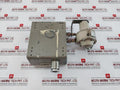 Yamatake-honeywell Kz03-1A Air Regulator 9.9 Kgf/Cm2 140 Psi