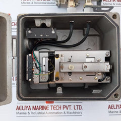 Yamatake-honeywell Kz03-1A Air Regulator Nox110-ow-7 1.4 Kg/Cm2