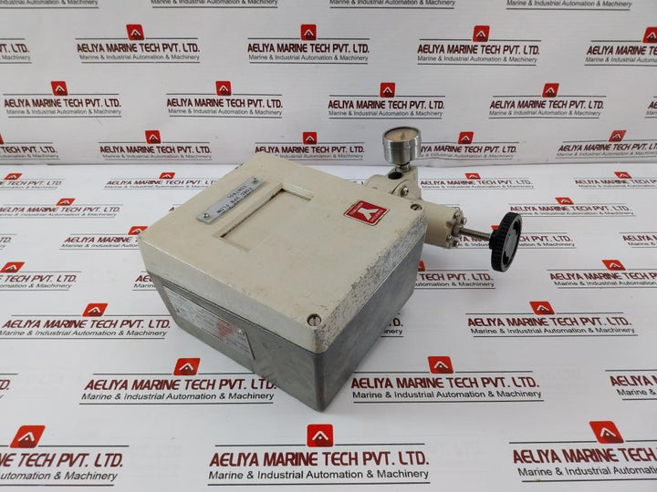 Yamatake-honeywell Kz03-2A Air Regulator Forc Vpr Flow Control 0-85 Psi