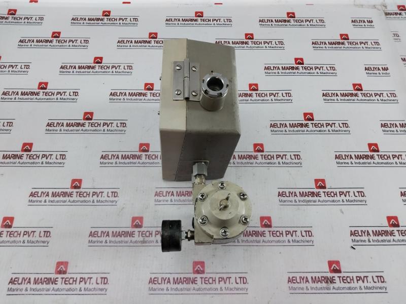 Yamatake-honeywell N0x110-ow-7 I/p Transducer Air Regulator 4-20ma