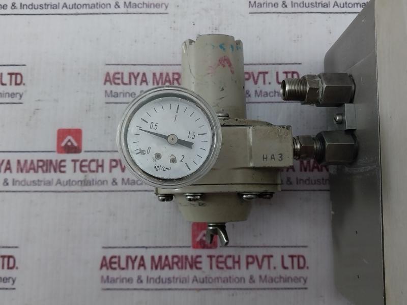 Yamatake-honeywell Nox110-ow-7 I/p Transducer Air Regulator, 0.2~1.0 Kg/cm2