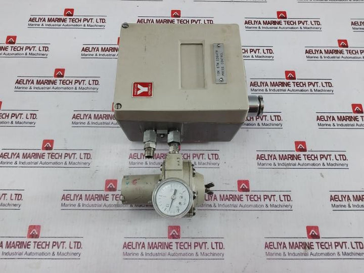 Yamatake-honeywell Nox110-ow-7 I/p Transducer Air Regulator, 0.2~1.0 Kg/cm2