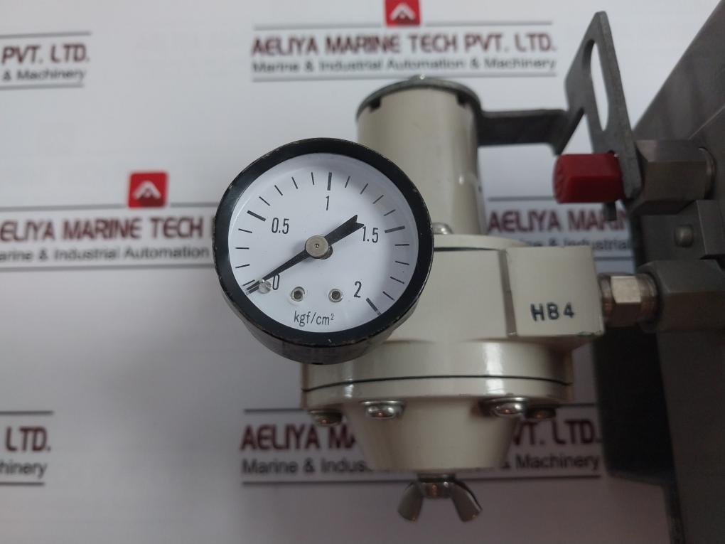 Yamatake-honeywell Nox110-ow-7 Transducer Air Regulator 4-20 Ma 0.2-1.0 Kg/Cm2