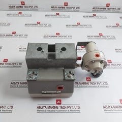 Yamatake-honeywell Nox110-ow-7 Transducer Air Regulator 4-20 Ma 0.2-1.0 Kg/Cm2