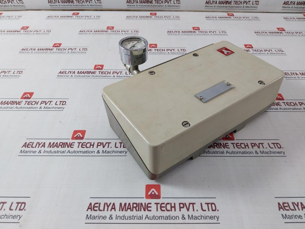 Yamatake-honeywell Nueb93-wa1S-x Flow Controller R4644831012 0.2-1 Kg/Cm2