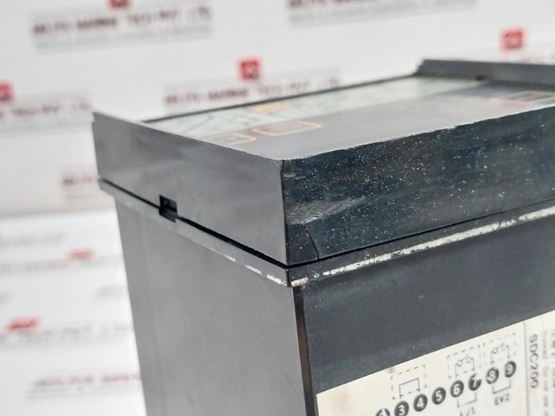 Yamatake-honeywell Sdc200 Temperature Controller Module Ac90-264V 1-5V 4-20Ma