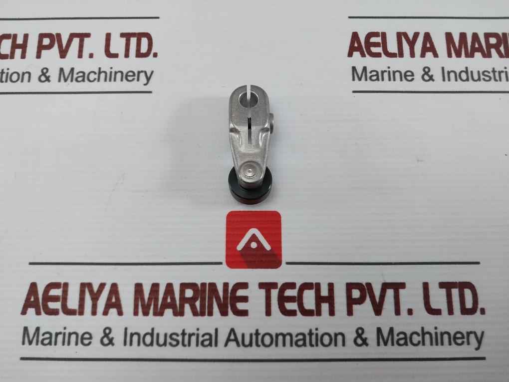 Yamatake-honeywell Vcx-5001A Micro Explosion Proof Switch D2G4