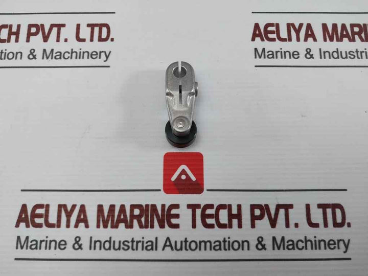 Yamatake-honeywell Vcx-5001A Micro Explosion Proof Switch D2G4