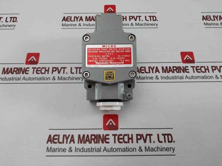 Yamatake-honeywell Vcx-5001A Micro Explosion Proof Switch D2G4