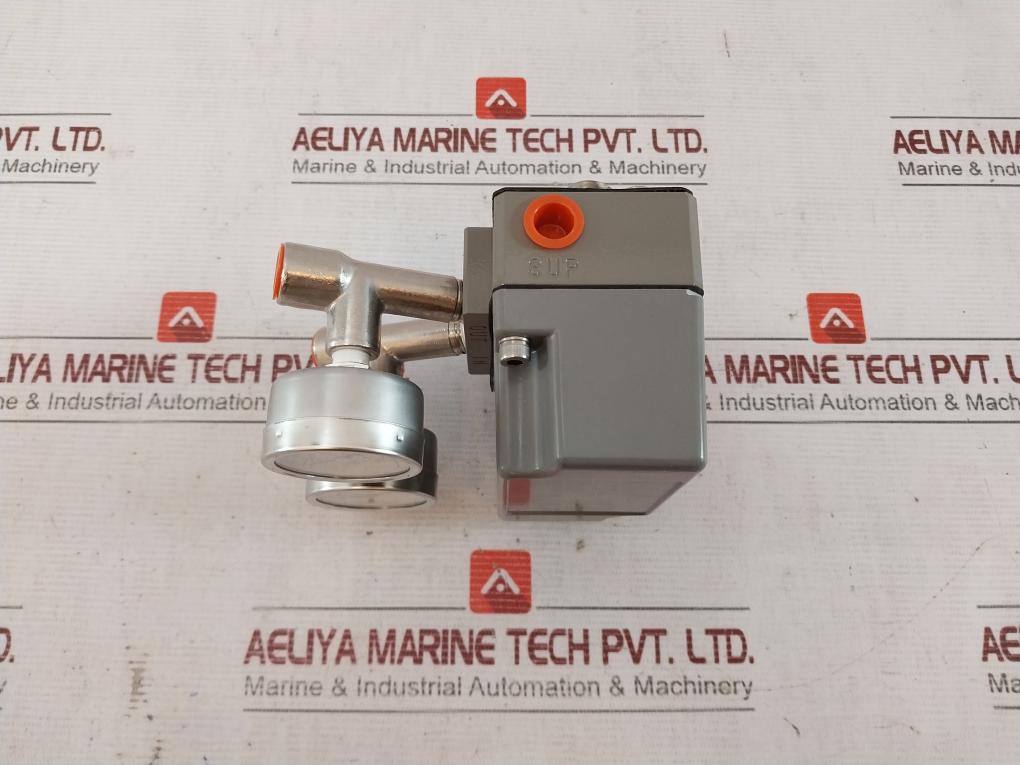 Yamatake-honeywell Vr-3,3.5K Flow Control Valve Positioner 0 To 6Kgf/Cm2