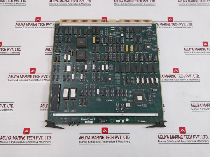 Yamatake-honeywell 80364384-100 Node Unit Cndc24B4P-922 Dc24V 7W Rev: C