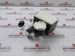 Yamatake 17-12Bldy1Rgsr-c1-x Valve Positioner W/ Air Regulator Kz03-2A 4-20Madc