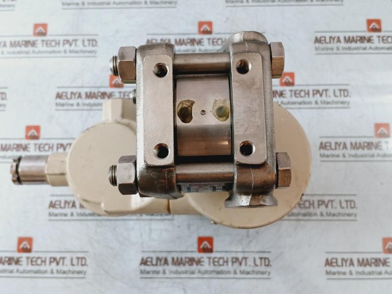 Yamatake Dstj3000 Pressure Transmitter Jtg240-e1Q-00000-w-xx 24Vdc 35 Kgf/Cm2