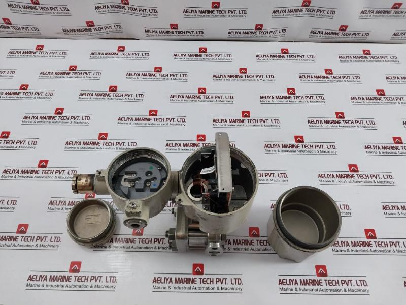 Yamatake Dstj3000 Pressure Transmitter Jtg240-e1Q-00000-w2-xx Max 35Kgf/Cm2