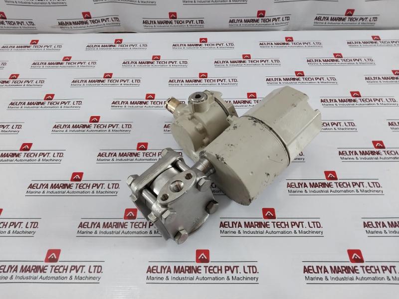 Yamatake Dstj3000 Pressure Transmitter Jtg240-e1Q-00000-w2-xx Max 35Kgf/Cm2