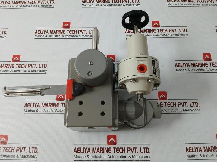 Yamatake E/P Pneumatic Valve Positioner 0 To 4Kgf/Cm2 Hep 17-12Blry5Rgsd-x1-x