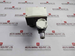 Yamatake Hep 17-12Blry 1Rgsd-c1-x Valve Positioner 4-20 Madc -30 To +80°C