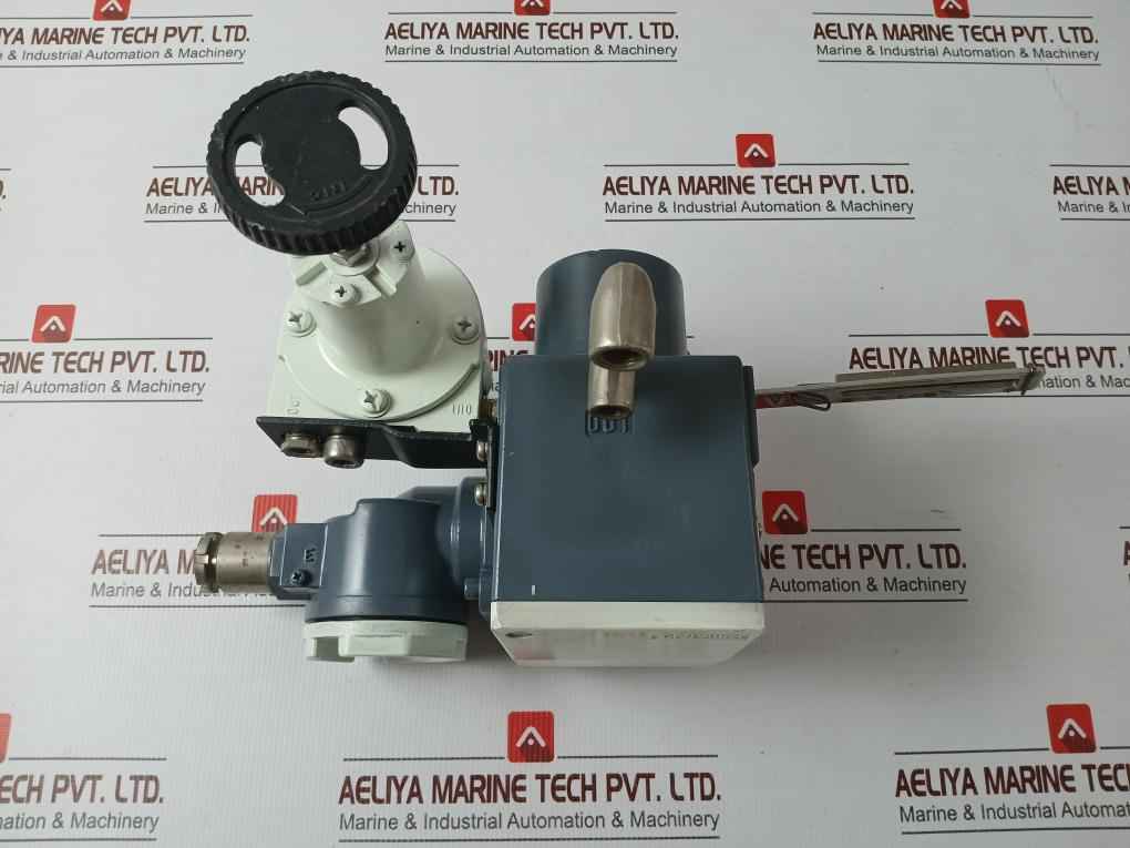 Yamatake Hep 17-13Bldy6Rgsr-c1-x Valve Positioner Air Regulator 4-20 Madc 400Kpa