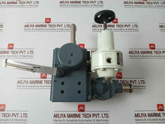 Yamatake Hep 17-13Bldy6Rgsr-c1-x Valve Positioner Air Regulator 4-20 Madc 400Kpa