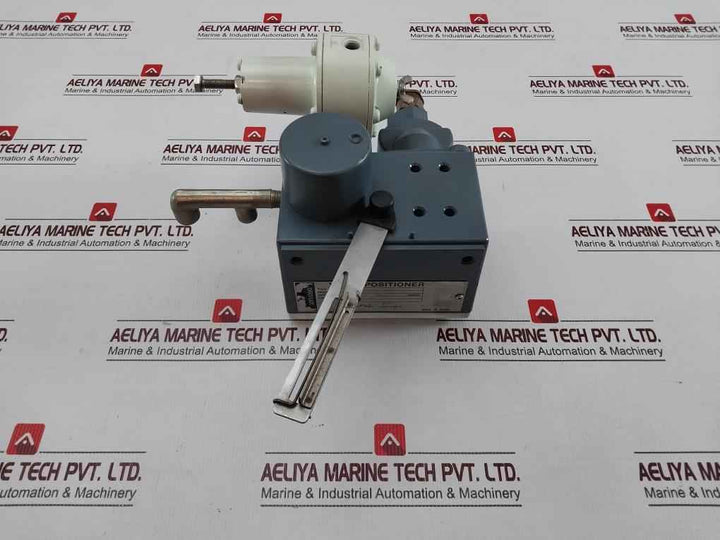 Yamatake Hep 17-13bldy6rgsr-x1-x Valve Positioner Air Regulator 400kpa Kz03-2a