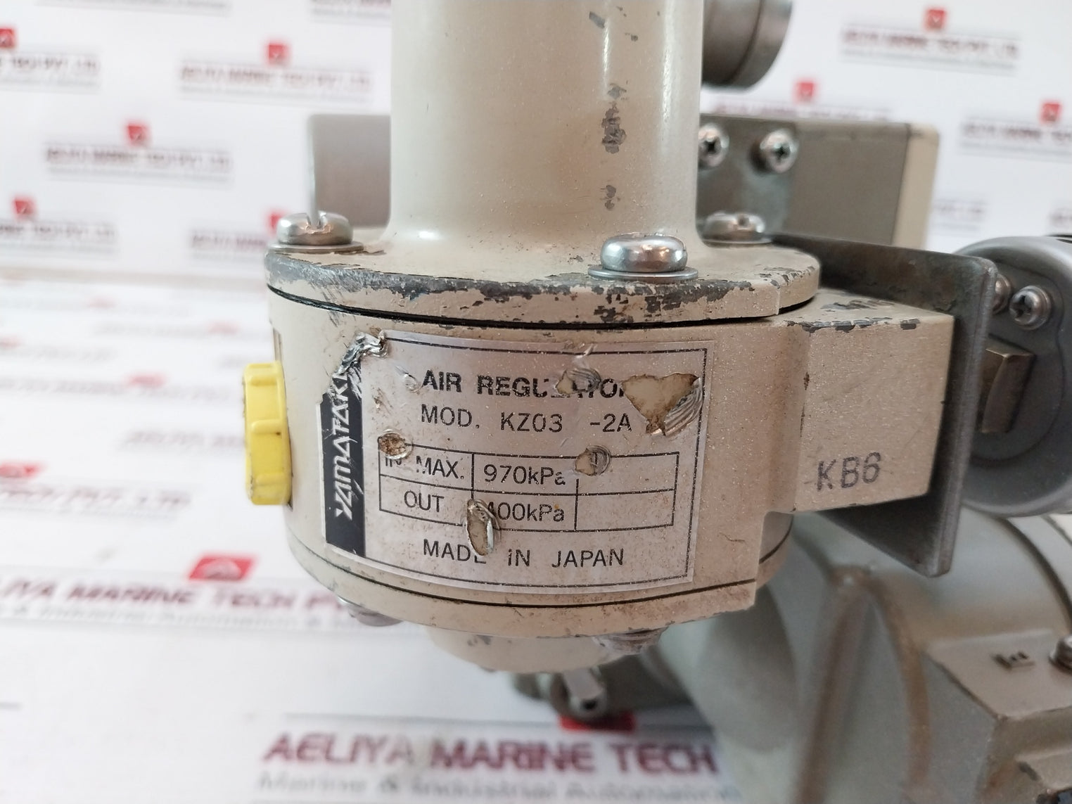 Yamatake Hep 17-43Bldy7Rgsr-c1-x Valve Positioner Air Regulator