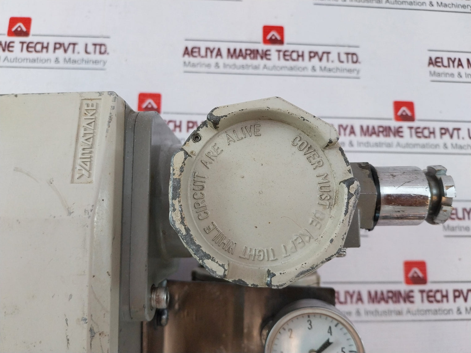 Yamatake Hep 17-43Bldy7Rgsr-c1-x Valve Positioner Air Regulator