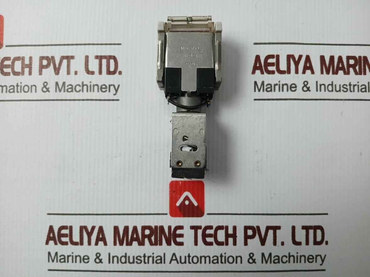 Yamatake Honeywell 2C5101 Pushbutton Micro Switch 2C5101,2D33L-j