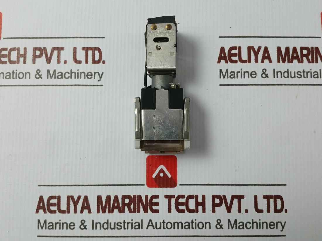 Yamatake Honeywell 2C5101 Pushbutton Micro Switch Indicator Operator 2D33L-j