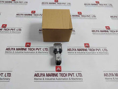 Yamatake Honeywell 2C5101 Micro Switch 2D33L-j,0048A