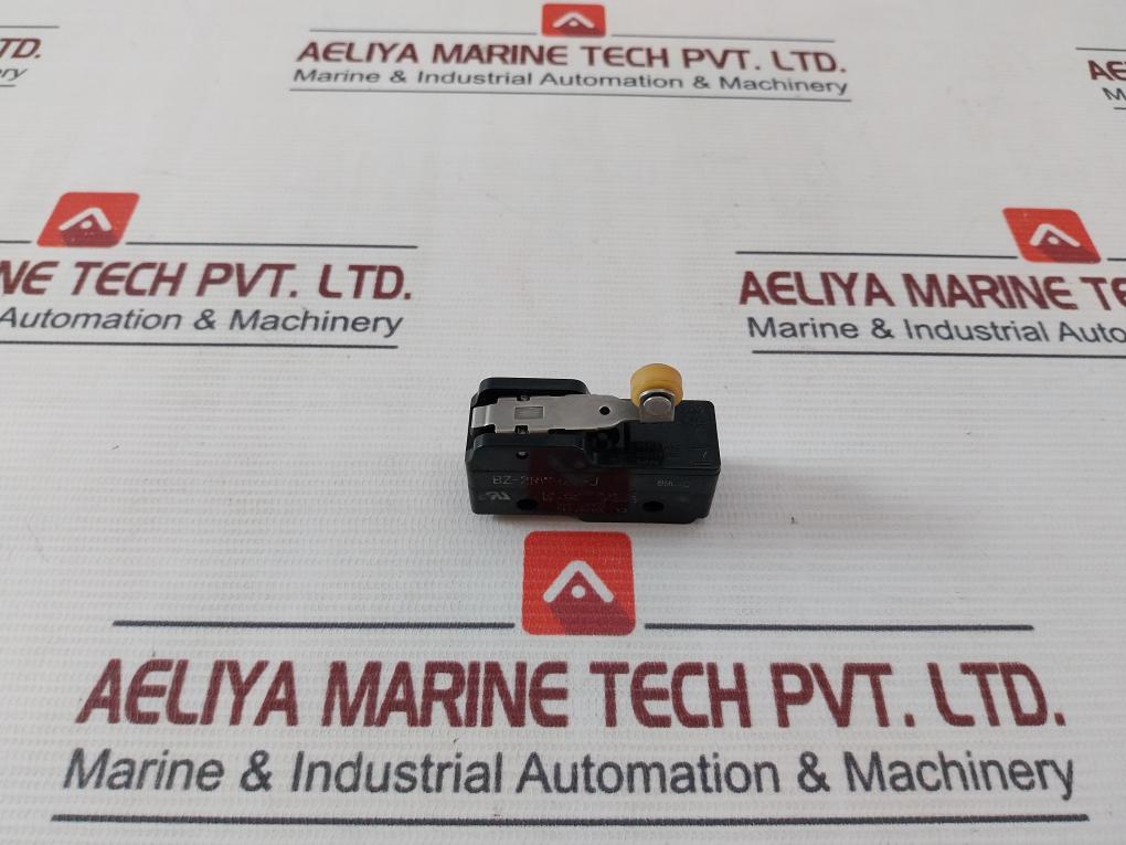 Yamatake Honeywell Bz-2Rw822-j Micro Switch 15A-125 250 Or 480Vac