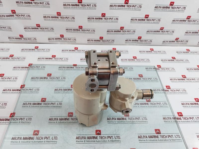 Yamatake Honeywell Dstj3000 Pressure Transmitter Jtg240-e1Q-00000-w-xx 24Vdc