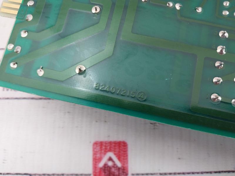 Yamatake Honeywell J-aad00 Deviation Monitor 824072I4 Dc 24V