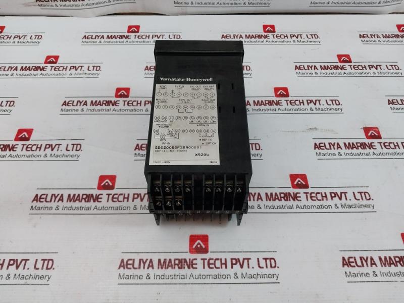 Yamatake Honeywell Sdc2005Gf38A00001 Temperature Controller X9204