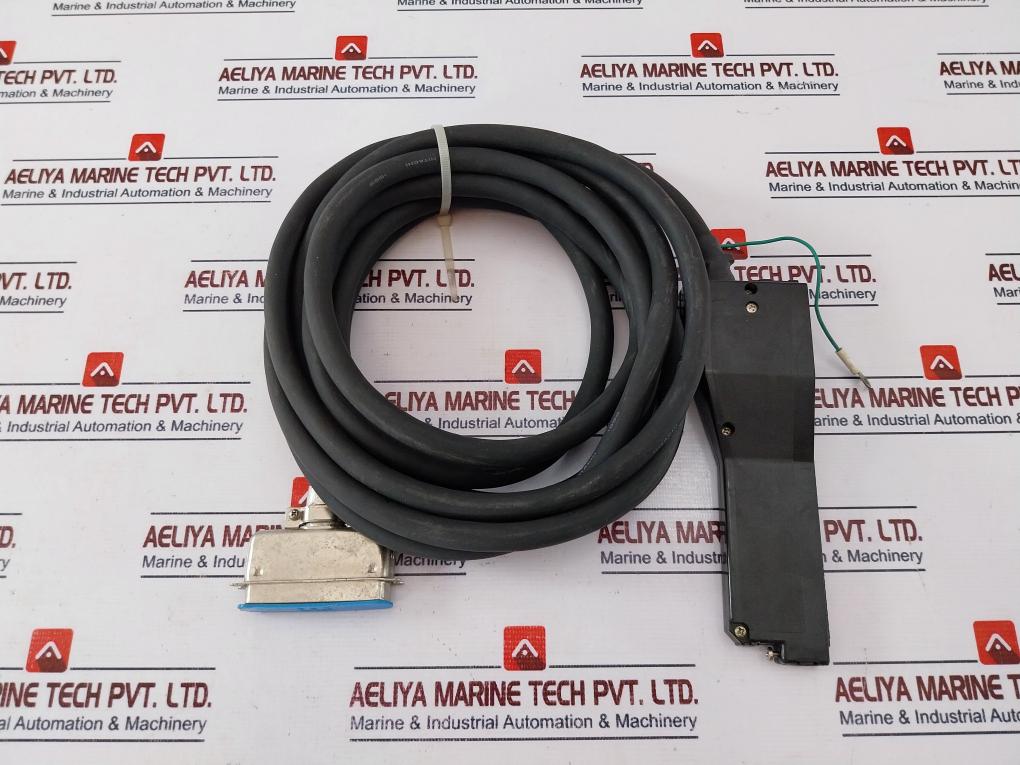 Yamatake J-rsl50 Connector Cable 5 Meter