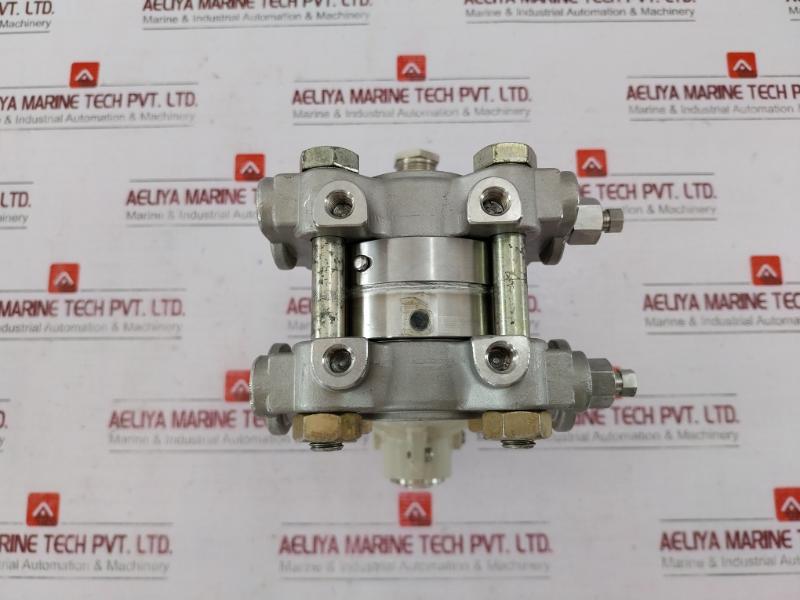 Yamatake Jtd920A-1E1B1-22Xx1-a2U2 Pressure Transmitter 24Vdc Dstj3000 Tc13579