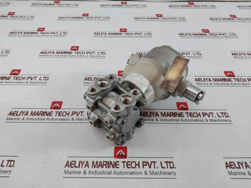 Yamatake Jtd930A-1E1A-xxxx1-t1U2 Transmitter R-9Xx47-41-021-001 24Vdc 4-20Madc