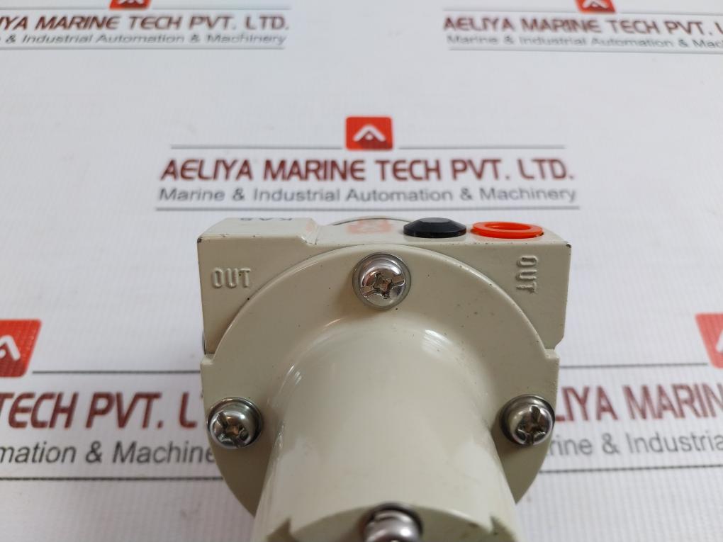 Yamatake Pneumatic Pressure Regulator 140Kpa Part No Kz03-1A