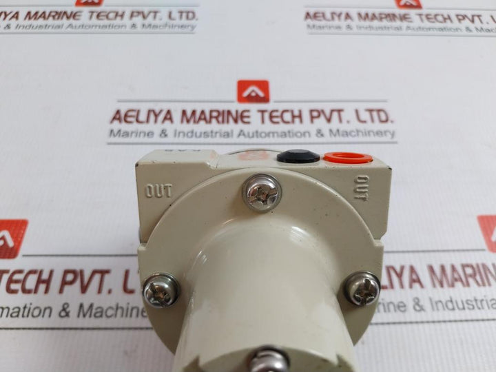 Yamatake Pneumatic Pressure Regulator 140Kpa Part No Kz03-1A