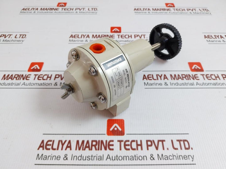 Yamatake Pneumatic Pressure Regulator 140Kpa Part No Kz03-1A
