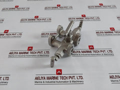 Yamatake Scs14A Three Way Control Valve
