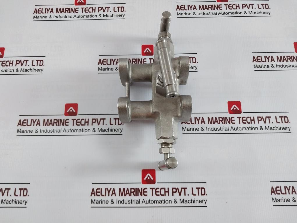 Yamatake Scs14A Three Way Control Valve