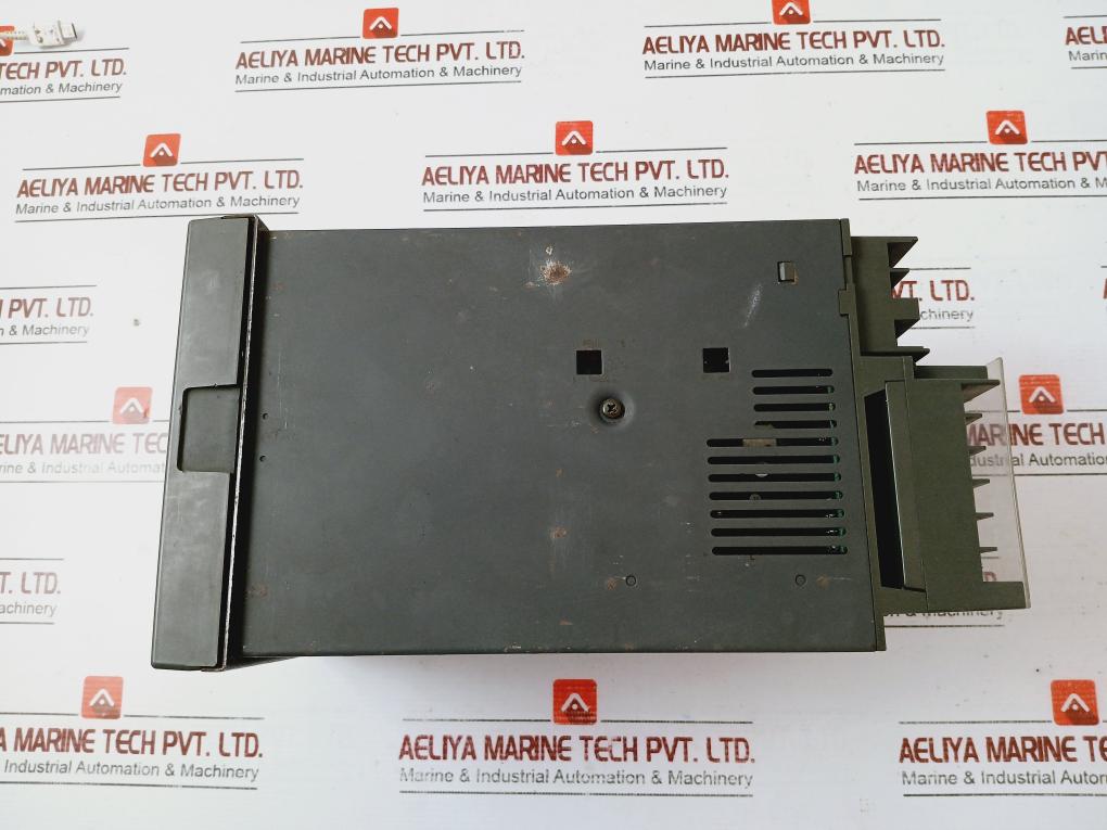 Yamatake Srf106As00000 Smart Recorder 50/60Hz 30Va Max 100-240V