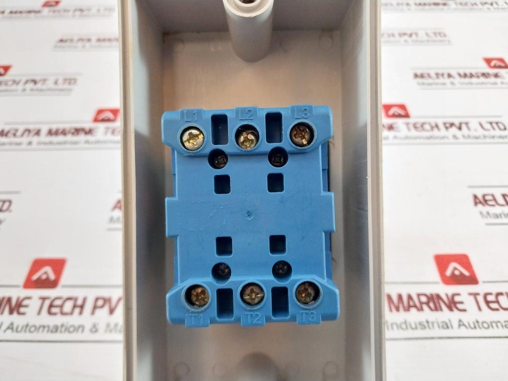 Yaming Electric Ymd11-63D On-off Two Positions Isolator Disconnect Switch Ip66/67