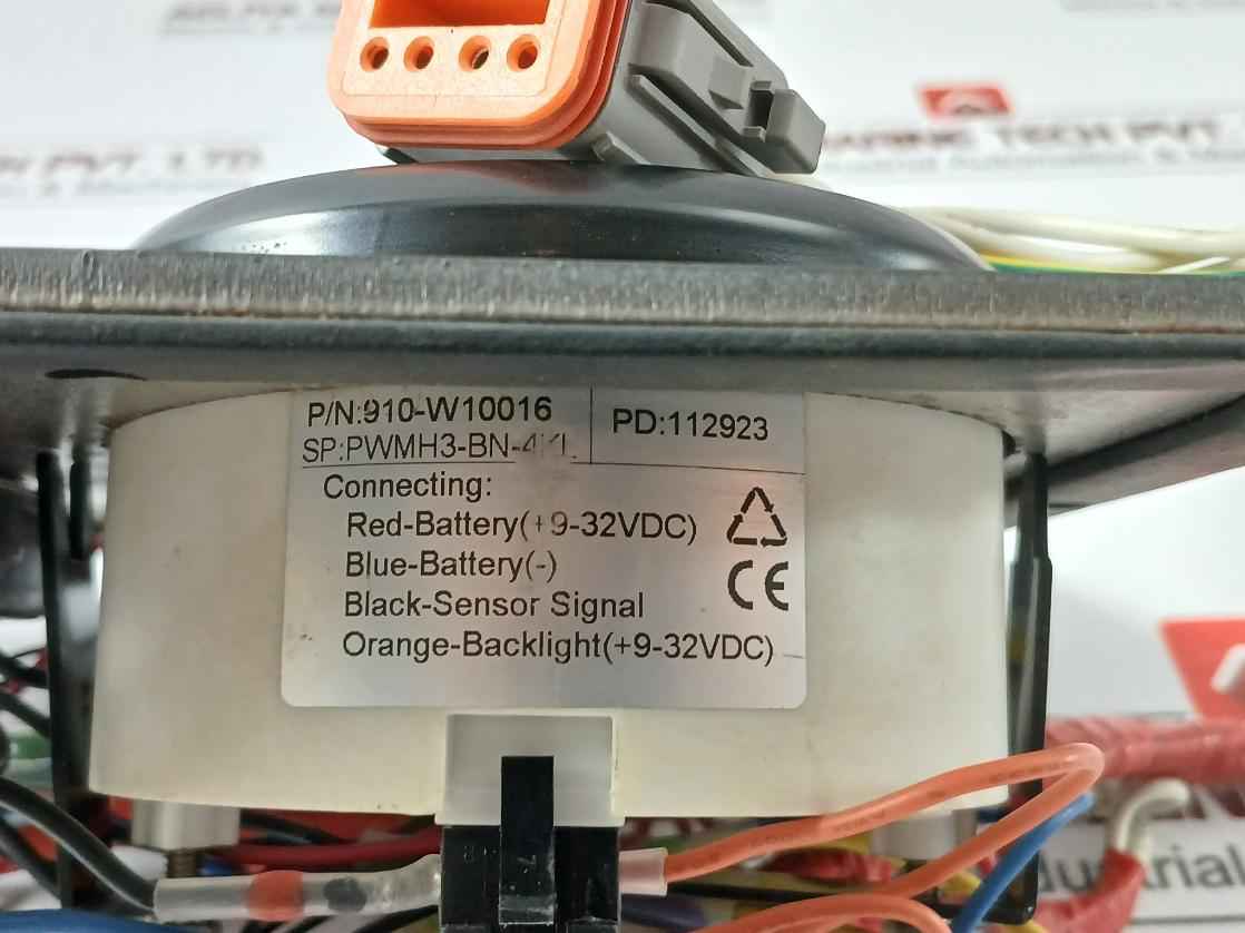 Yanmar 164100-30104 L/B Control Panel 910-w10016, 3Ym27, 4Jh3-dte
