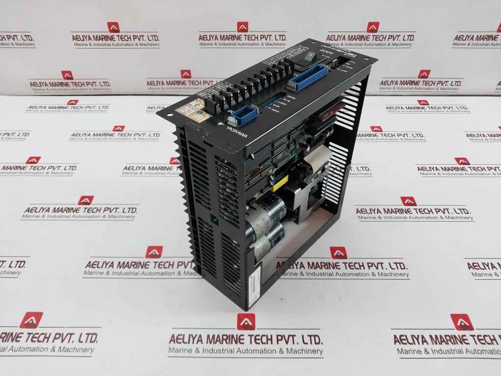 Yaskawa Cacr-sr05Ac1Er Servopack Ac Servo Drive Rev C0 200V