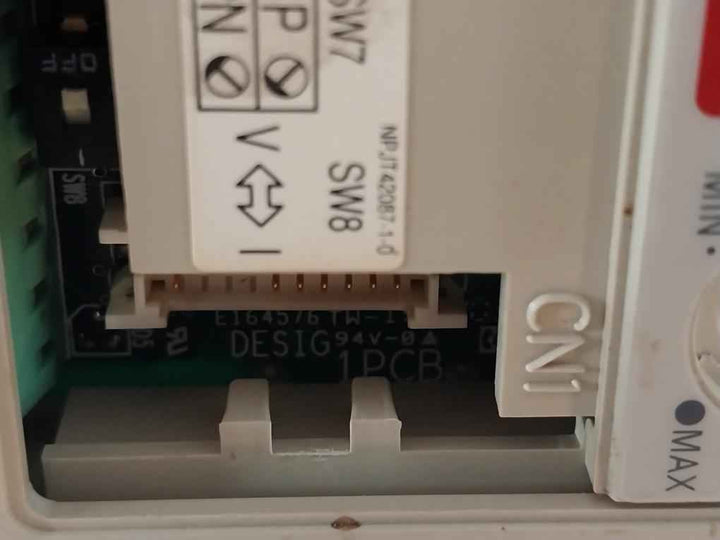 Yaskawa Cimr-j7Aa20P1 Inverter Drive 50/60Hz 200V 0.3Kva (Not Working)