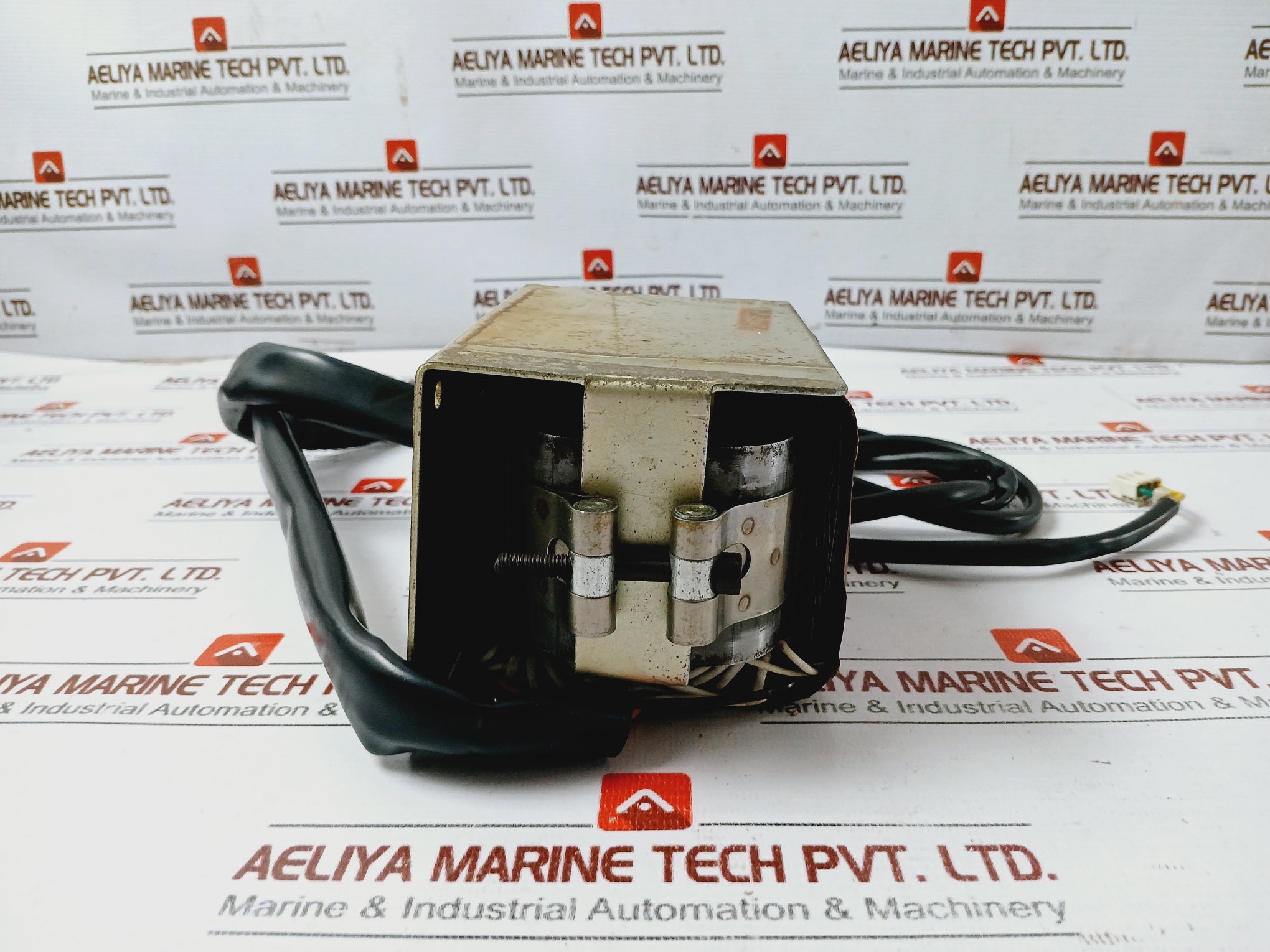 Yaskawa Cpt020110 Variable Frequency Drive Fan Transformer Ac3ph 380-480v 50/60hz