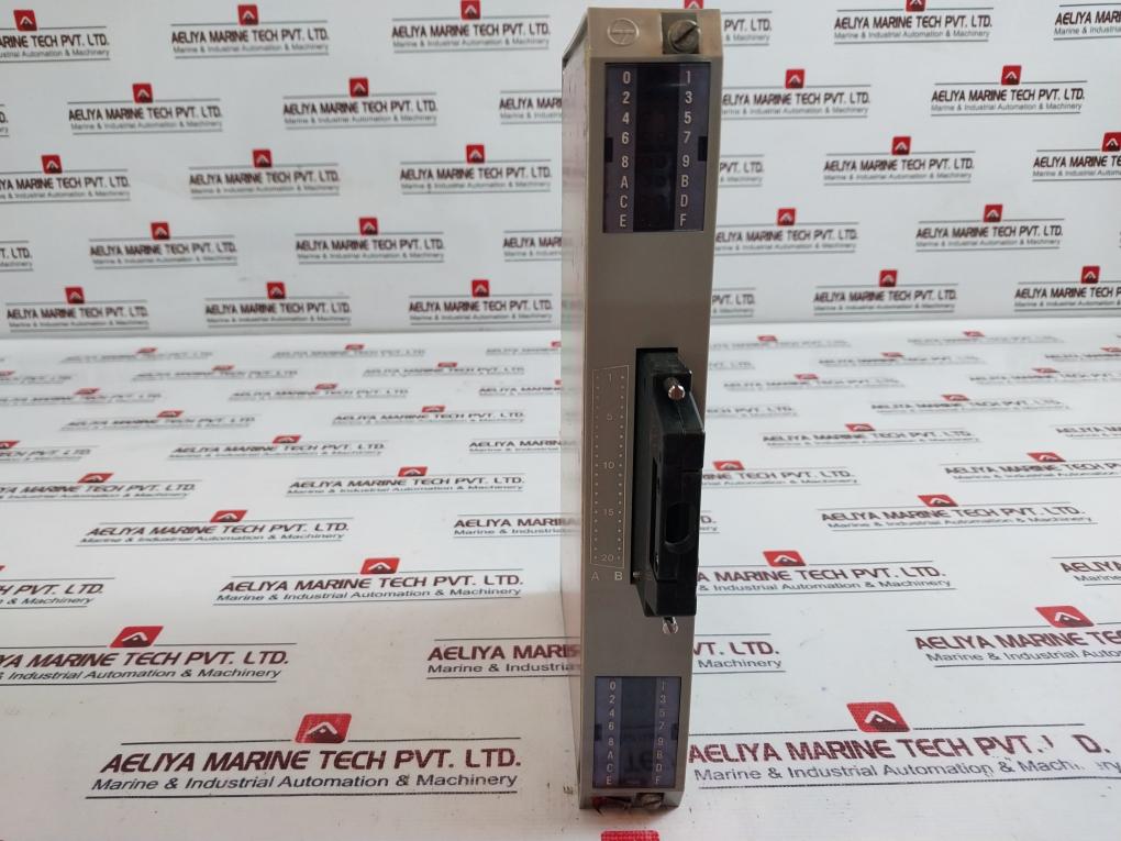 YASKAWA ELECTRIC B1064 Input/Output Module EG 99113 24 VDC