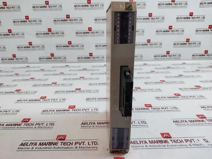 YASKAWA ELECTRIC B1064 Input/Output Module EG 99113 24 VDC