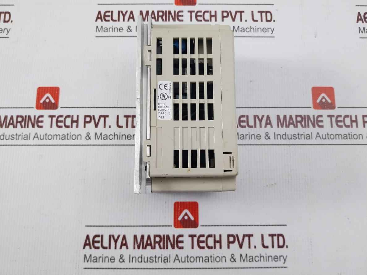 Yaskawa Electric Cimr-j7Aa20P1 3 Phase Vfd Inverter Drive 200-230V 50/60Hz 1.1A